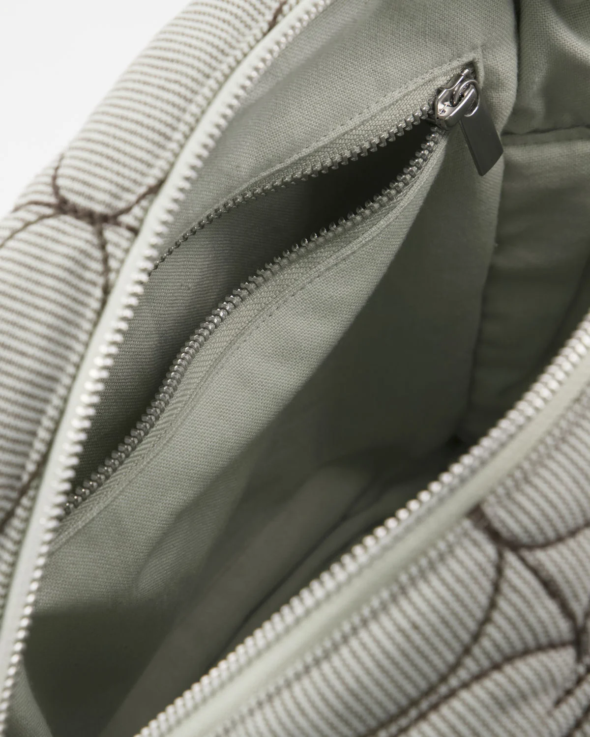 KULTURTASCHE MENTHA , LIGHT GREY 23x10x26cm