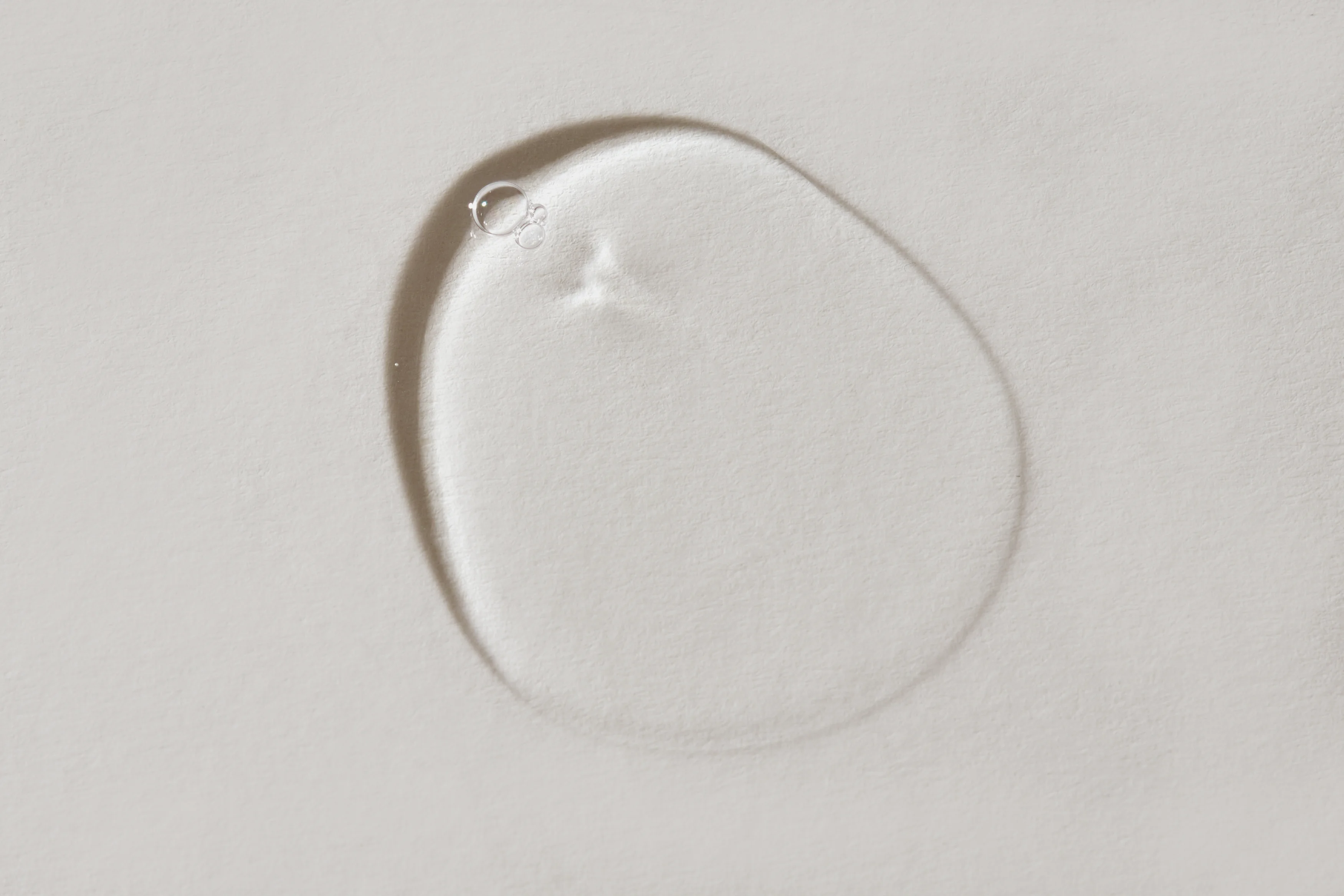 KLÄRENDES GESICHTSWASSER